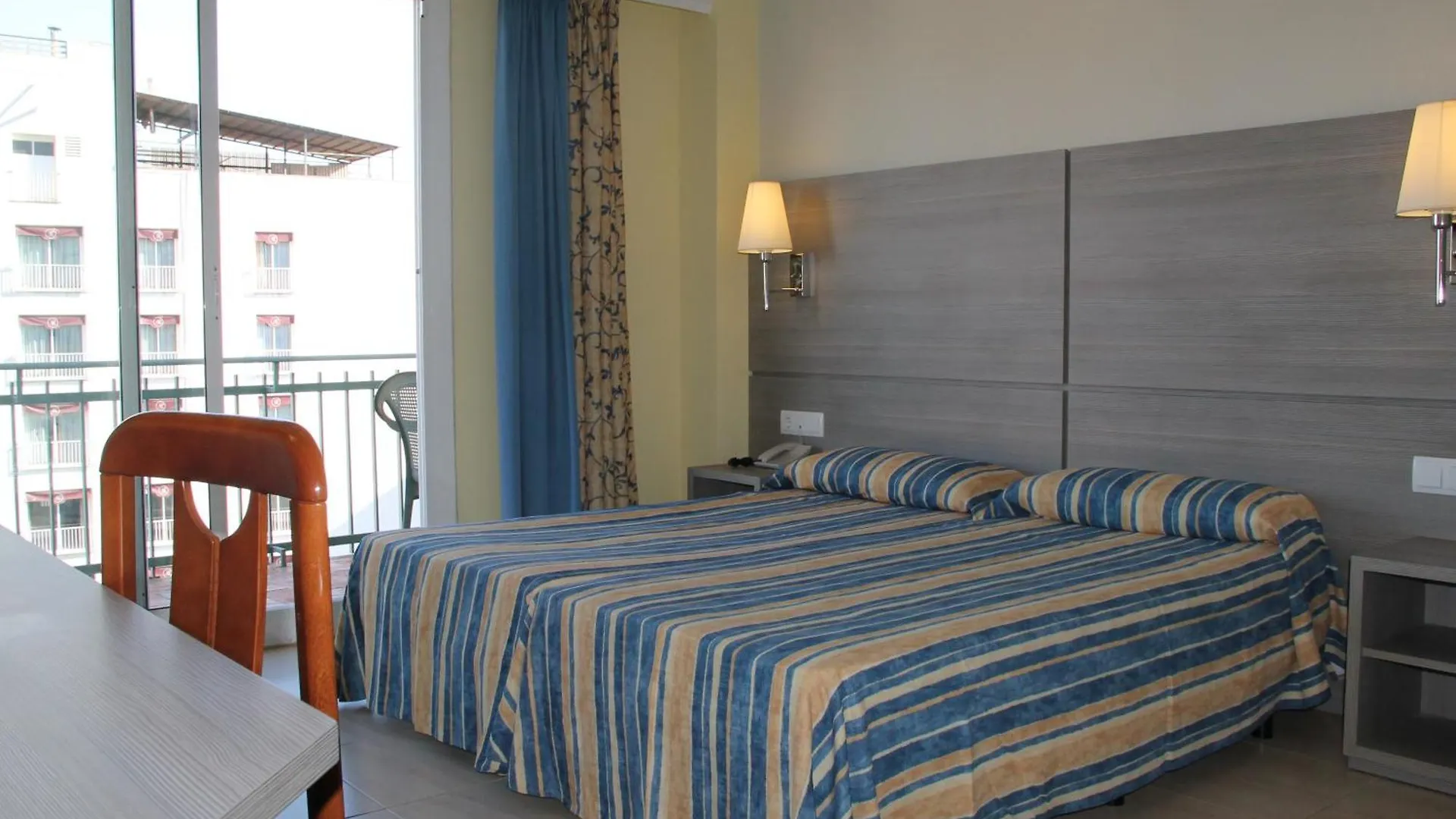 Terramar Hotel Calella 3*,